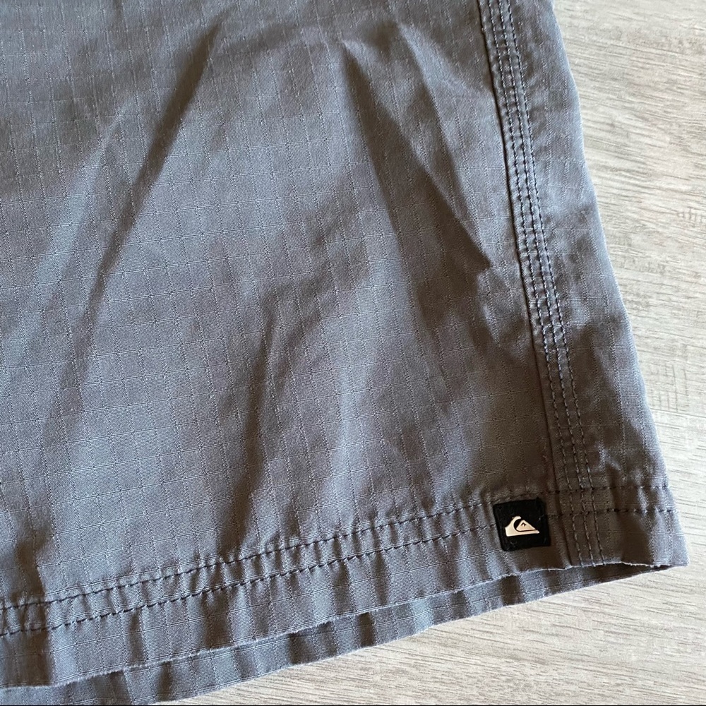 Men’s Quiksilver Shorts - Picture 12 of 13